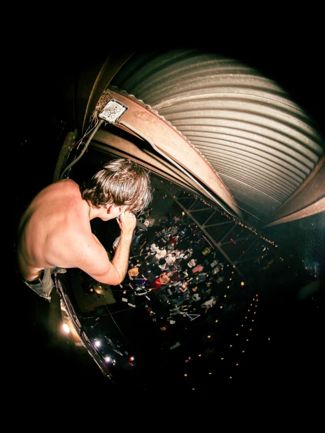 Augusta we can’t wait to be back at @grantskirecords this weekend for Halloween with 
@estimatedprinciples 
@intensionband
@flythecrowofficial 
The presale ticket numbers are looking like this will sell out so make sure and grab your tix online before it’s too late. Tix link in bio! 
Oh and wear a costume if ya want!

🐐📸: @izzyraynephotos and @julezprod