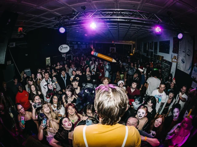 HALLOWEEN was crazy. Thanks to @estimatedprinciples for inviting us out, and to everyone who pulled up and sold that place out 🙏🏼 

Next show November 28th at @centerstageatl Vinyl
Be there

📸: @julezprod