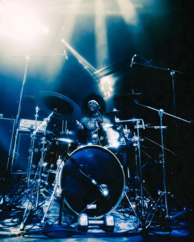 PT 1. Thank yall🙏🏼 The energy was absolutely nuts and the love y’all gave us was amazing. If u haven’t heard, Check out our cover of Pony by Ginuwine we just released this past week! 🫶🏼 more photos to come. 

Shoutout @goosefestt for having us and shoutout to this absolutely stacked lineup of a show @sillygooseatl @pinto.sunshine @velvet.edge_atl @backtoearth_official 

📸: @m4nda.jpeg